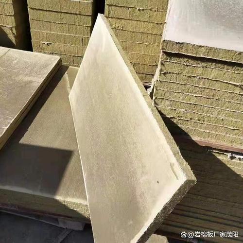 砂漿紙巖棉復合板 高性能建筑保溫材料的革新與應用