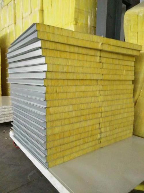 鑫源盛業(yè) 專業(yè)生產(chǎn)10公分厚外墻防火巖棉板，為彩鋼建筑提供安全耐用的保溫解決方案